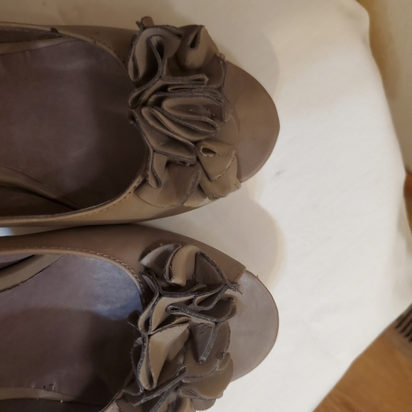 Madden Girl size 6.5 - Picture 6 of 9